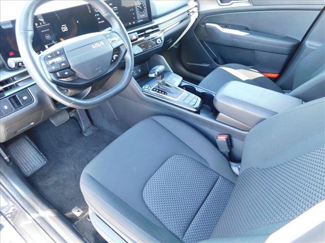 Used 2026 Kia Sportage LX FWD image 16