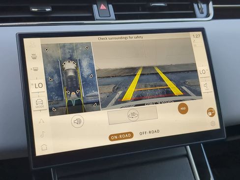 Used 2026 Land Rover Range Rover Evoque Dynamic SE image 31