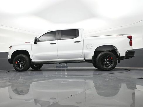 Used 2025 Chevrolet Silverado 1500 Custom Trail Boss AWD/4WD image 24