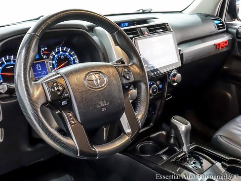 Used 2016 Toyota 4Runner Trail image 14