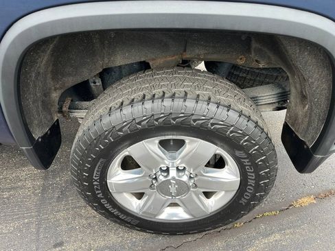 Used 2020 Chevrolet Silverado 2500 LTZ w/ LTZ Plus Package image 11