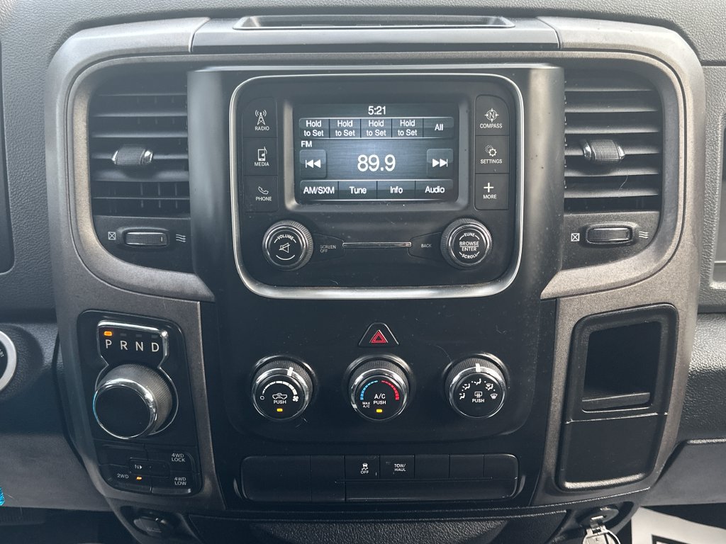 Used 2017 RAM 1500 Express AWD/4WD image 26