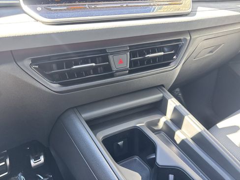 New 2026 Volkswagen Tiguan SE R-Line image 29