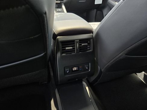 New 2026 Nissan Rogue Platinum AWD/4WD image 15