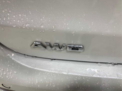 Used 2021 Cadillac XT6 Premium Luxury w/ Platinum Package image 10