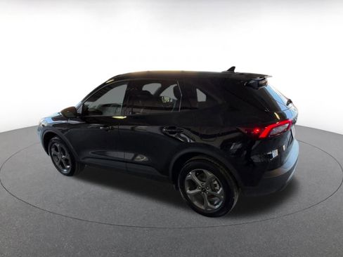 Used 2025 Ford Escape ST-Line image 13