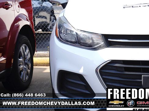 Certified 2019 Chevrolet Trax LS FWD image 6