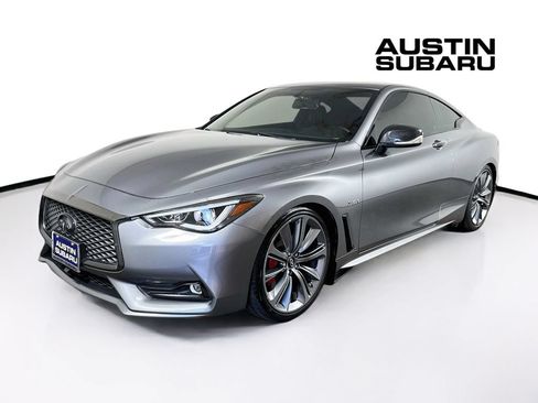 Used 2017 INFINITI Q60 Red Sport 400 AWD/4WD image 3