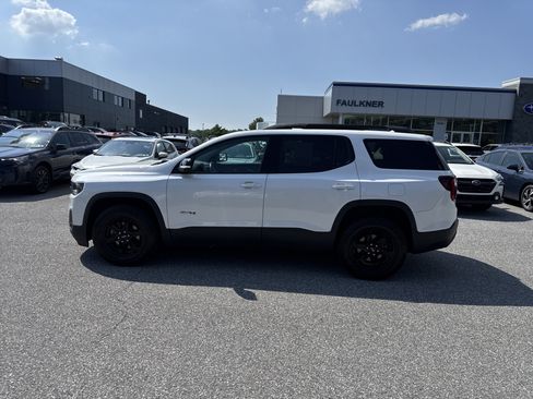 Used 2022 GMC Acadia AT4 w/ Technology Package AWD/4WD image 26