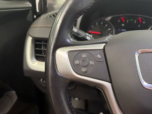 Used 2020 GMC Terrain SLE w/ Elevation Edition AWD/4WD image 25