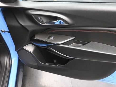 Used 2024 Chevrolet Trax RS w/ Driver Confidence Package FWD image 35