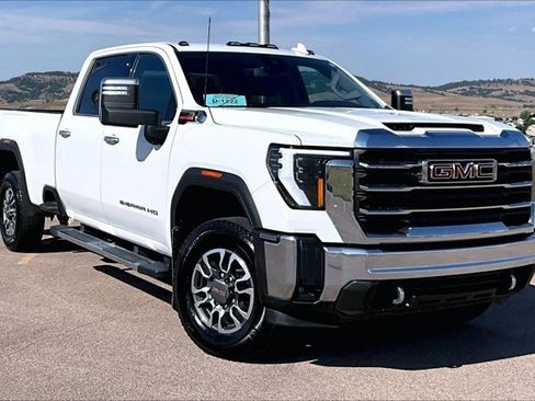 Used 2024 GMC Sierra 3500 SLT w/ SLT Convenience Package AWD/4WD image 3