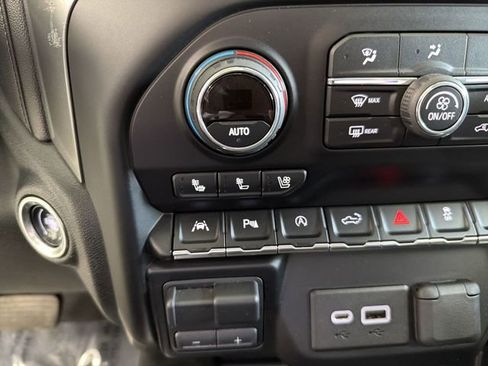Used 2019 Chevrolet Silverado 1500 LTZ w/ LTZ Plus Package AWD/4WD image 28