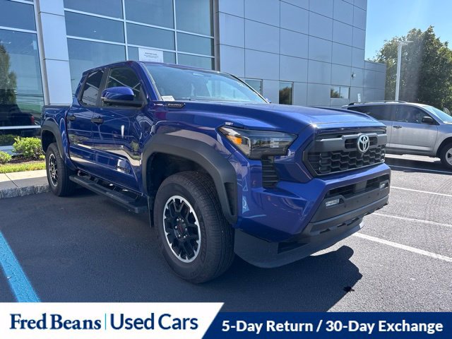 Used 2024 Toyota Tacoma TRD Off-Road w/ TRD Off Road Premium Package AWD/4WD image 1