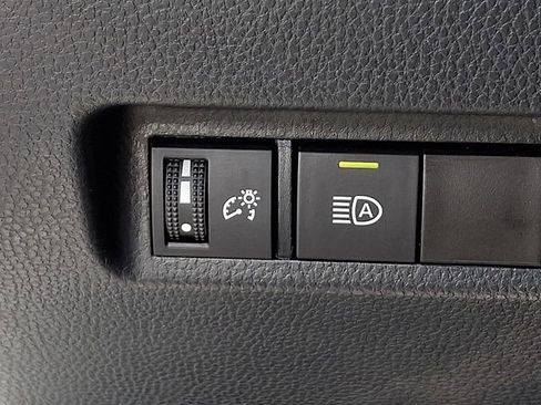 Used 2023 Toyota RAV4 XLE AWD/4WD image 25
