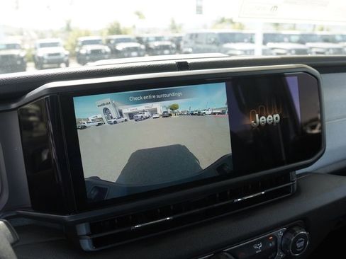 New 2026 Jeep Gladiator Sport image 14