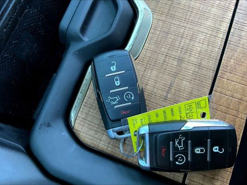 Used 2022 RAM 1500 Limited image 14