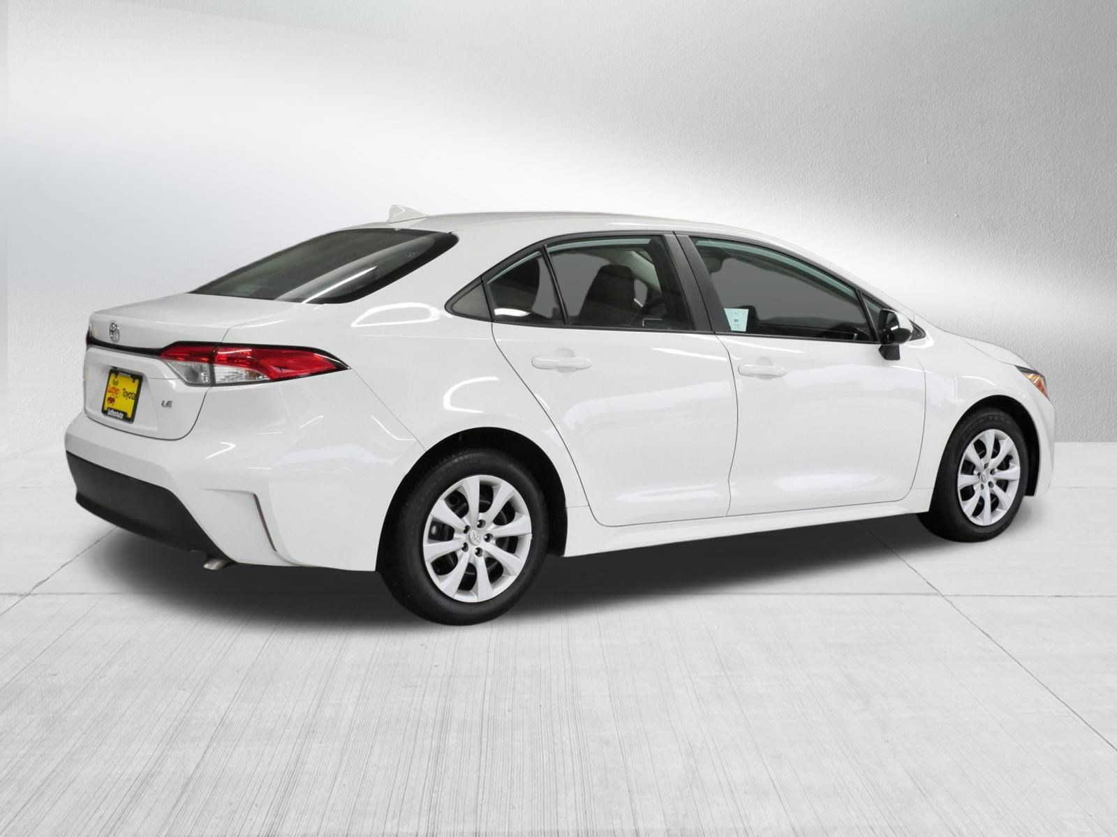 Certified 2025 Toyota Corolla LE FWD image 8