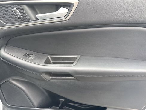Used 2022 Ford Edge SEL AWD/4WD image 14