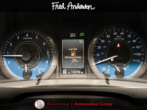 Used 2019 Toyota Sienna XLE FWD image 18