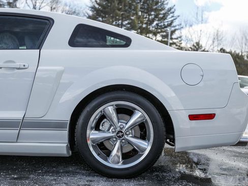 Used 2007 Ford Mustang GT image 5