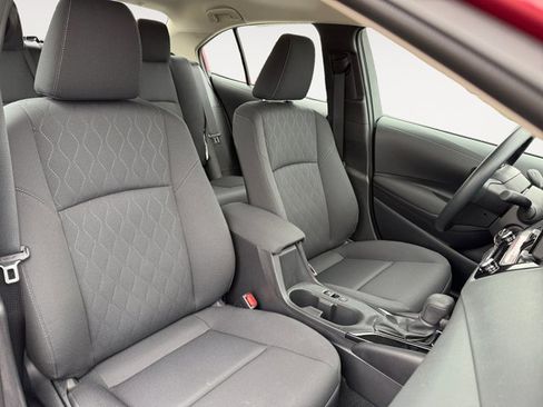 Used 2025 Toyota Corolla LE image 17