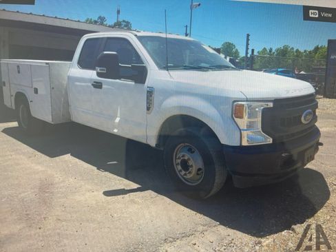 Used 2022 Ford F350 XL w/ Power Equipment Group RWD image 1