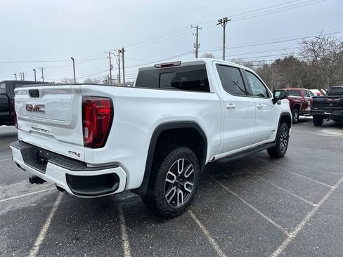 Used 2022 GMC Sierra 1500 AT4 w/ AT4 Preferred Package image 5