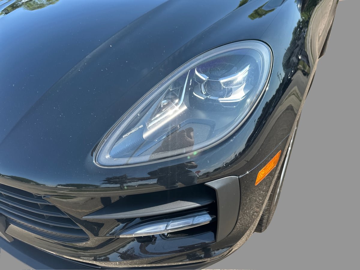 Used 2020 Porsche Macan w/ Premium Package Plus AWD/4WD image 33