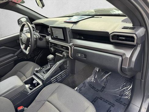Certified 2025 Toyota 4Runner SR5 AWD/4WD image 20