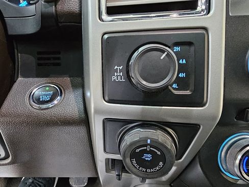 Used 2017 Ford F150 King Ranch w/ Equipment Group 601A Luxury image 36