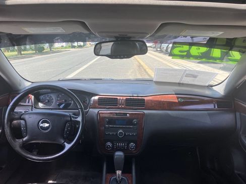 Used 2007 Chevrolet Impala LTZ FWD image 39