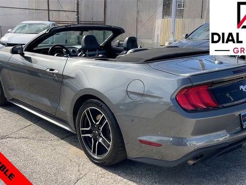 Used 2022 Ford Mustang Premium RWD image 6