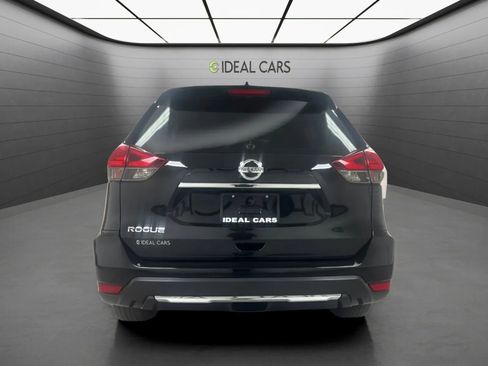 Used 2017 Nissan Rogue S FWD image 6