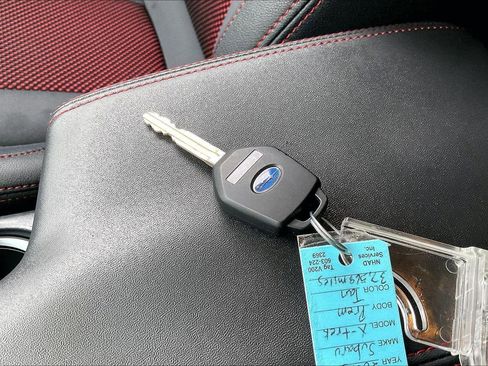 Used 2023 Subaru Crosstrek 2.0i Premium w/ Special Edition image 10