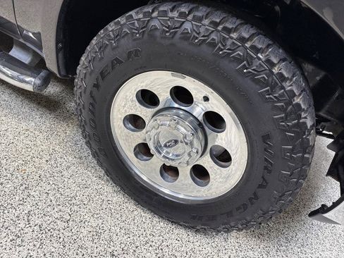 Used 2005 Ford F350 XLT image 69