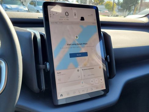 New 2026 Volvo EX30 Cross Country Ultra w/ Protection Package Premier image 18