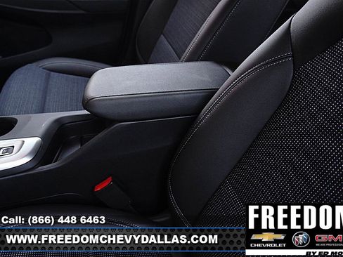 New 2026 Buick Envista Preferred FWD image 32