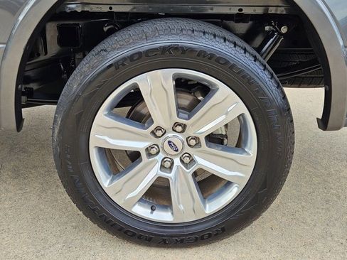 Used 2019 Ford F150 Platinum w/ Equipment Group 701A Luxury RWD image 25