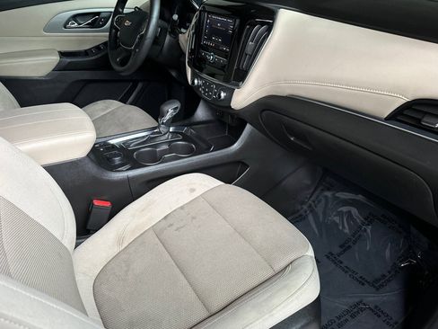 Certified 2022 Chevrolet Traverse LS image 20