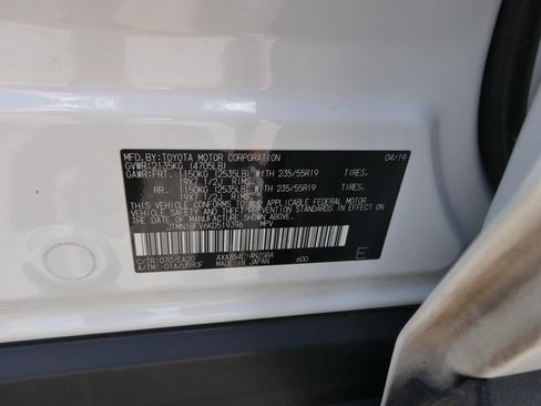 Used 2019 Toyota RAV4 Limited w/ Advanced Technology Package AWD/4WD image 12