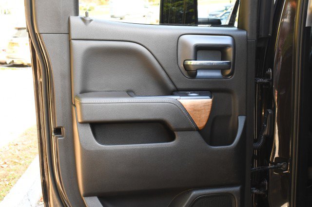 Used 2018 Chevrolet Silverado 2500 LTZ w/ Snow Plow Prep Package AWD/4WD image 17