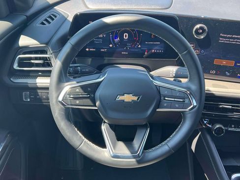 Used 2026 Chevrolet Traverse LT AWD/4WD image 15