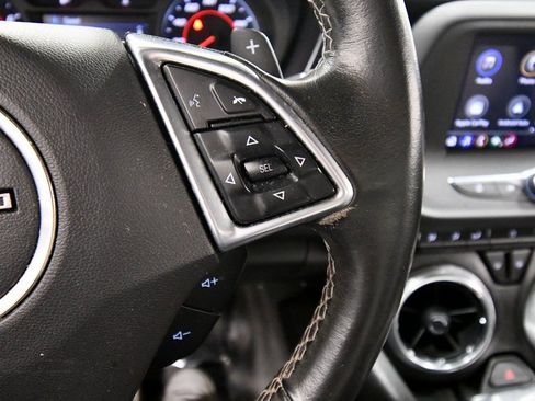 Used 2022 Chevrolet Camaro LT image 17