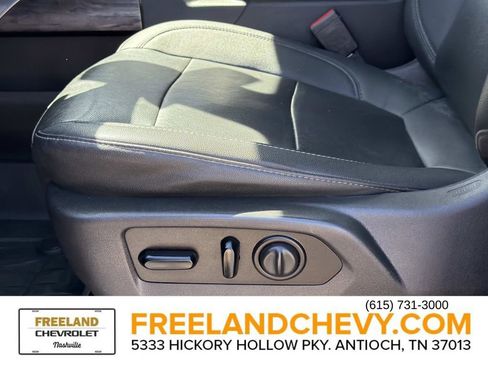 Used 2021 Chevrolet Silverado 2500 LTZ w/ LTZ Plus Package image 27