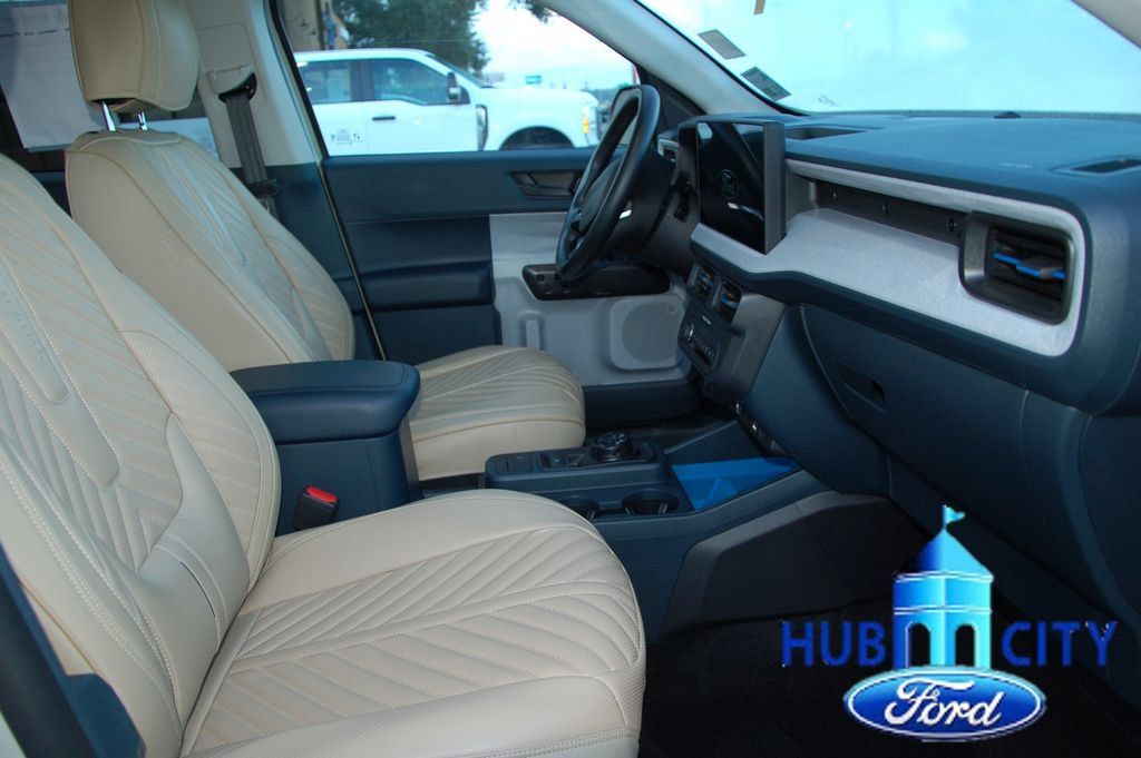 Used 2025 Ford Maverick XLT FWD image 16