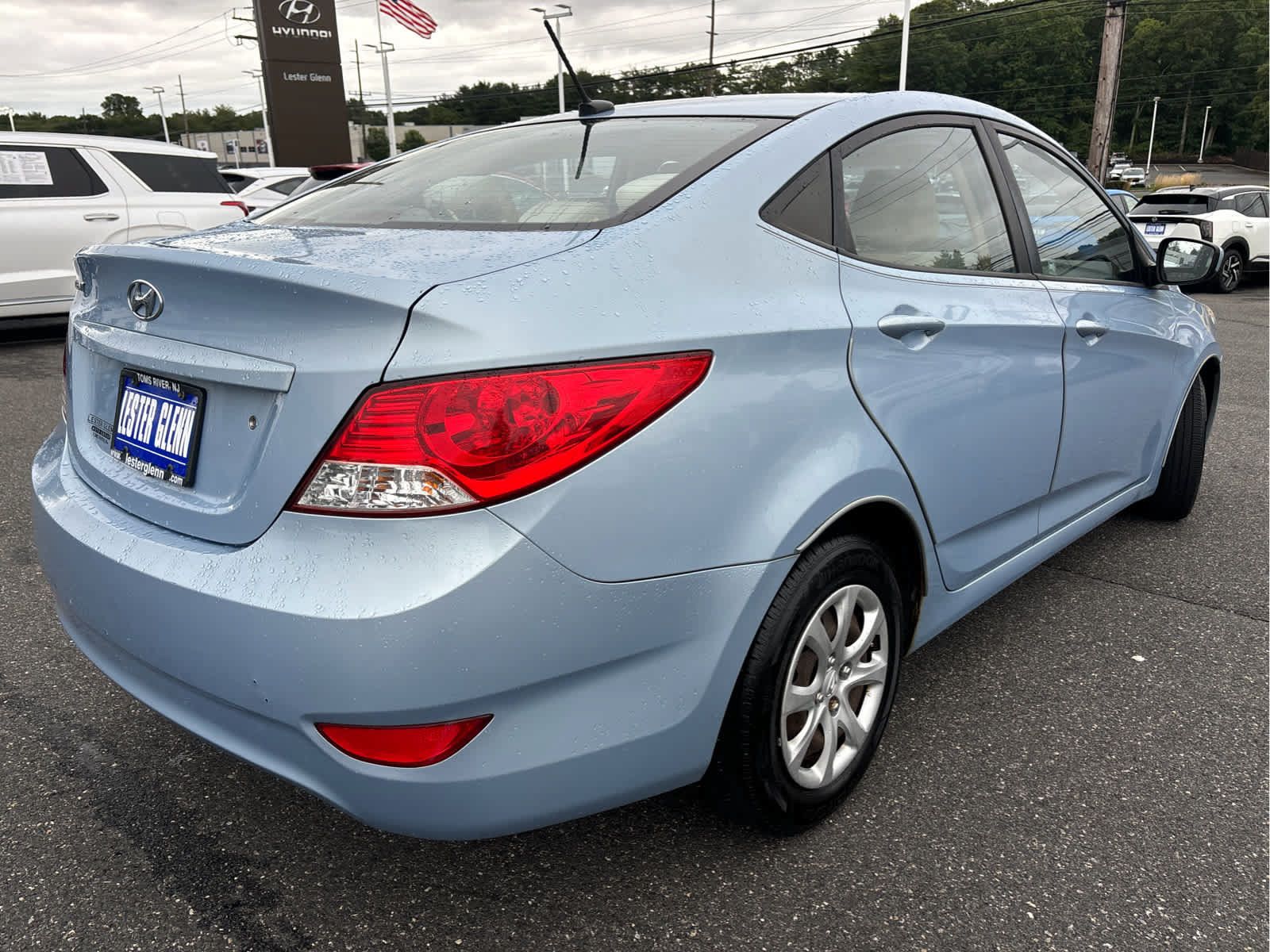 Used 2012 Hyundai Accent GLS FWD image 26