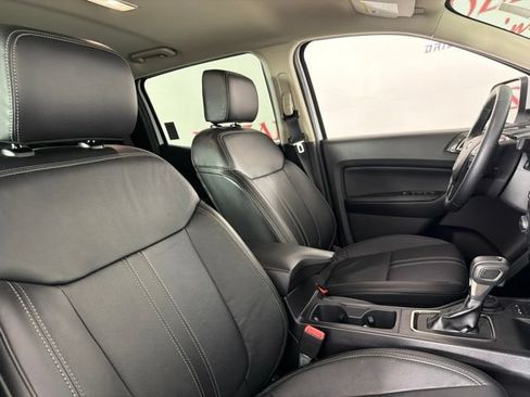 Used 2023 Ford Ranger Lariat w/ Technology Package AWD/4WD image 14