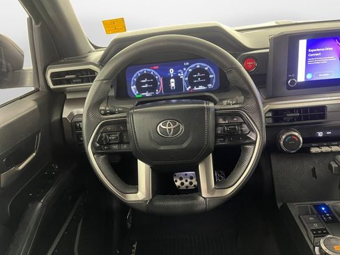 Used 2024 Toyota Tacoma TRD Sport image 12