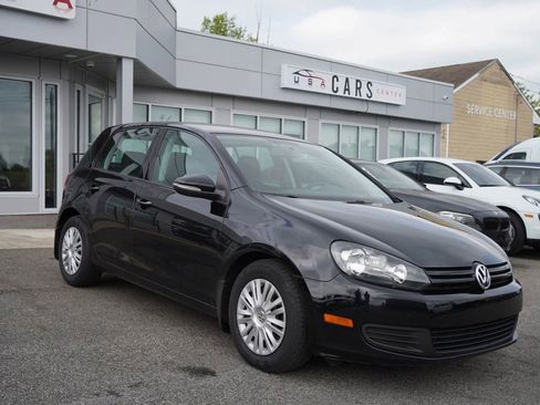 Used 2013 Volkswagen Golf 4-Door image 4